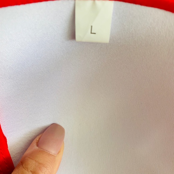 Never Worn Red Bikini Size L - Picture 2 of 2